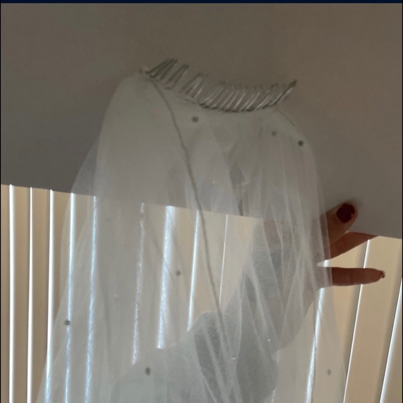 Sprinkle wedding veil
